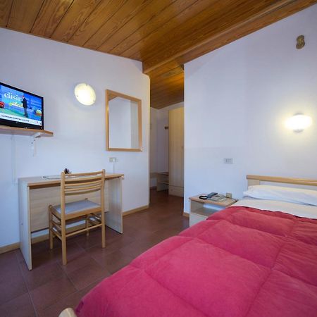 פולגריה Hotel Trentino מראה חיצוני תמונה
