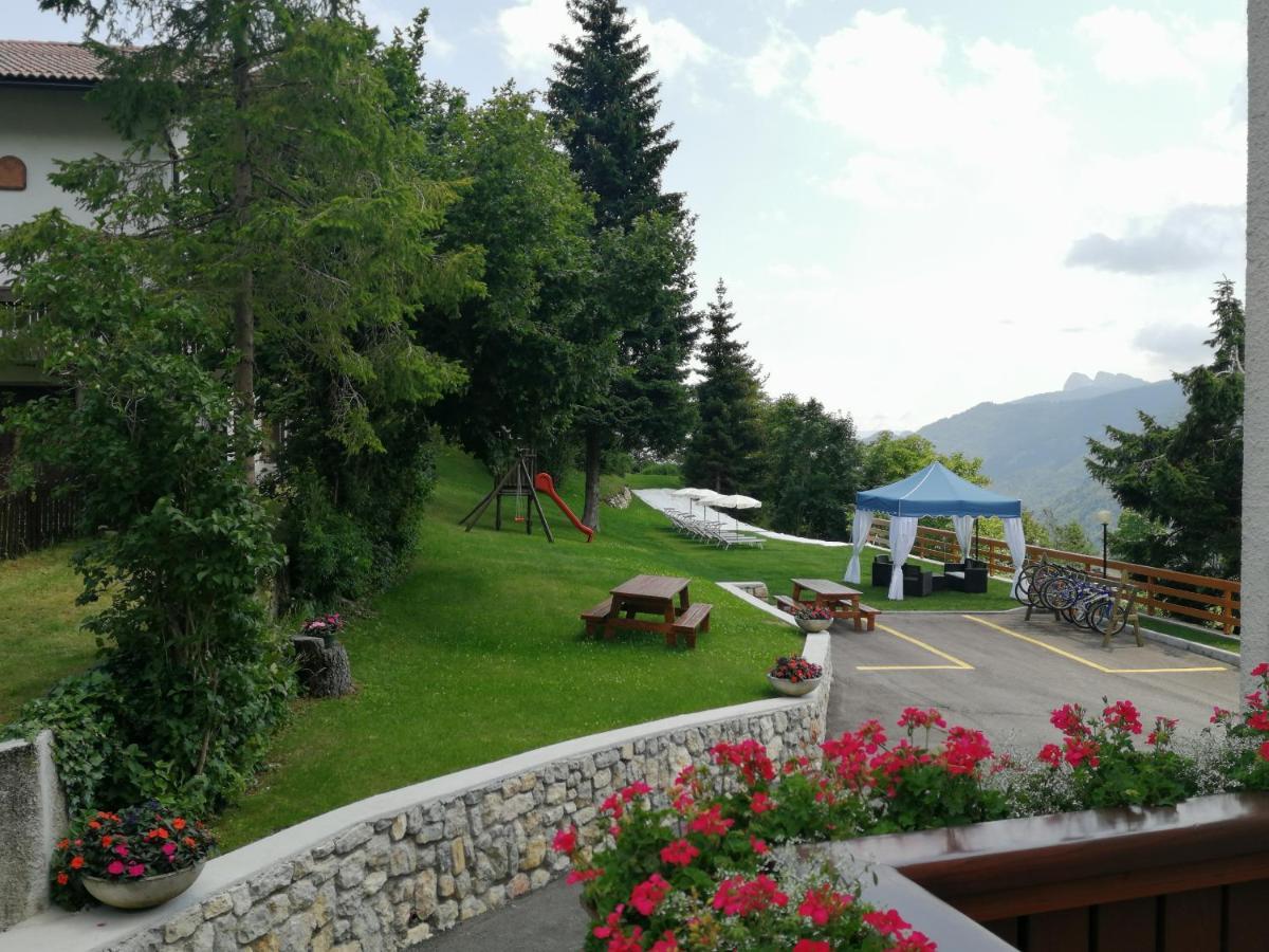 פולגריה Hotel Trentino מראה חיצוני תמונה