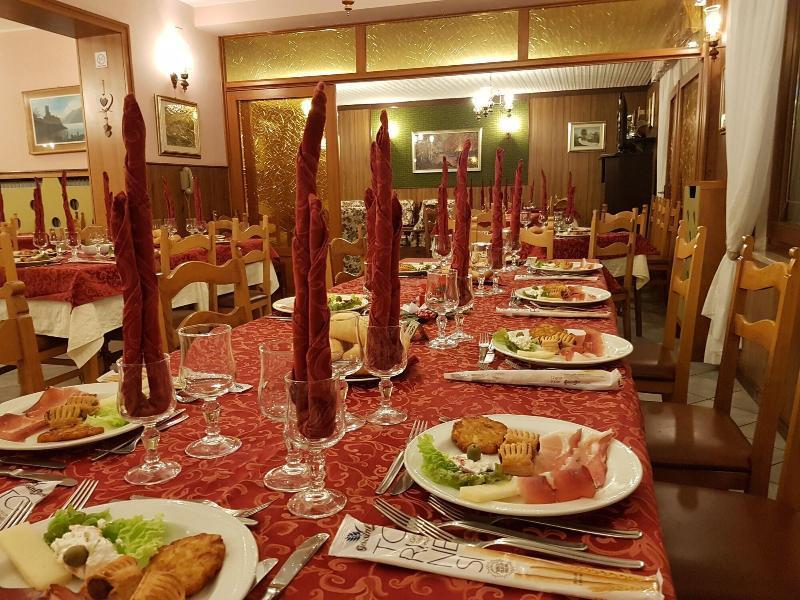 פולגריה Hotel Trentino מראה חיצוני תמונה