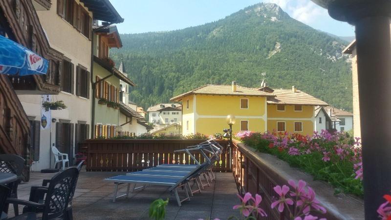 פולגריה Hotel Trentino מראה חיצוני תמונה