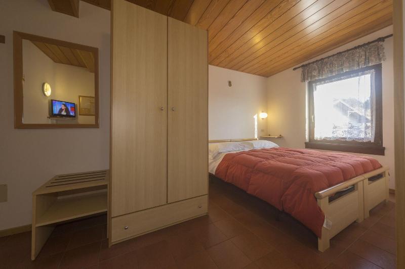 פולגריה Hotel Trentino מראה חיצוני תמונה