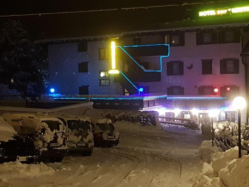 פולגריה Hotel Trentino מראה חיצוני תמונה