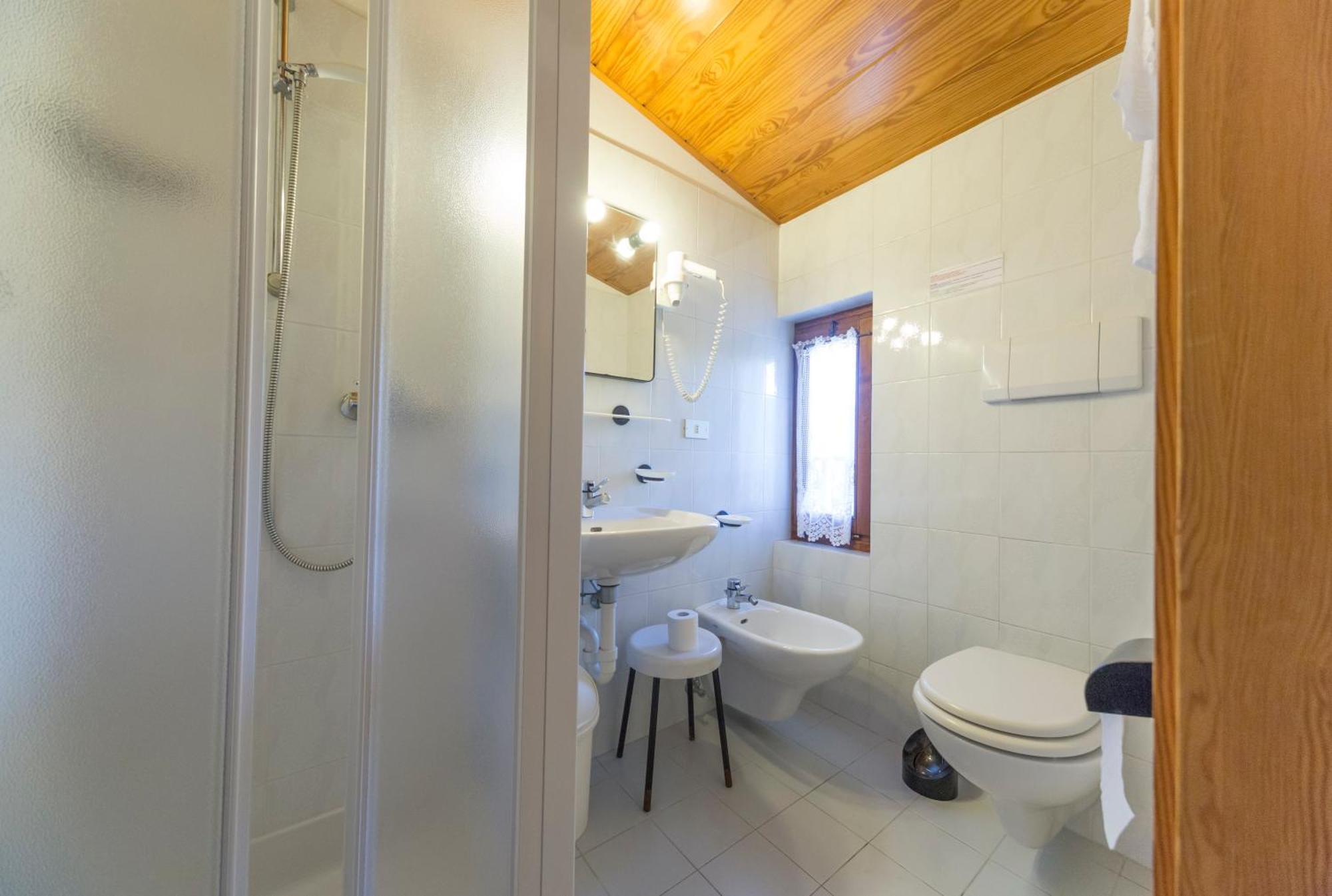 פולגריה Hotel Trentino מראה חיצוני תמונה