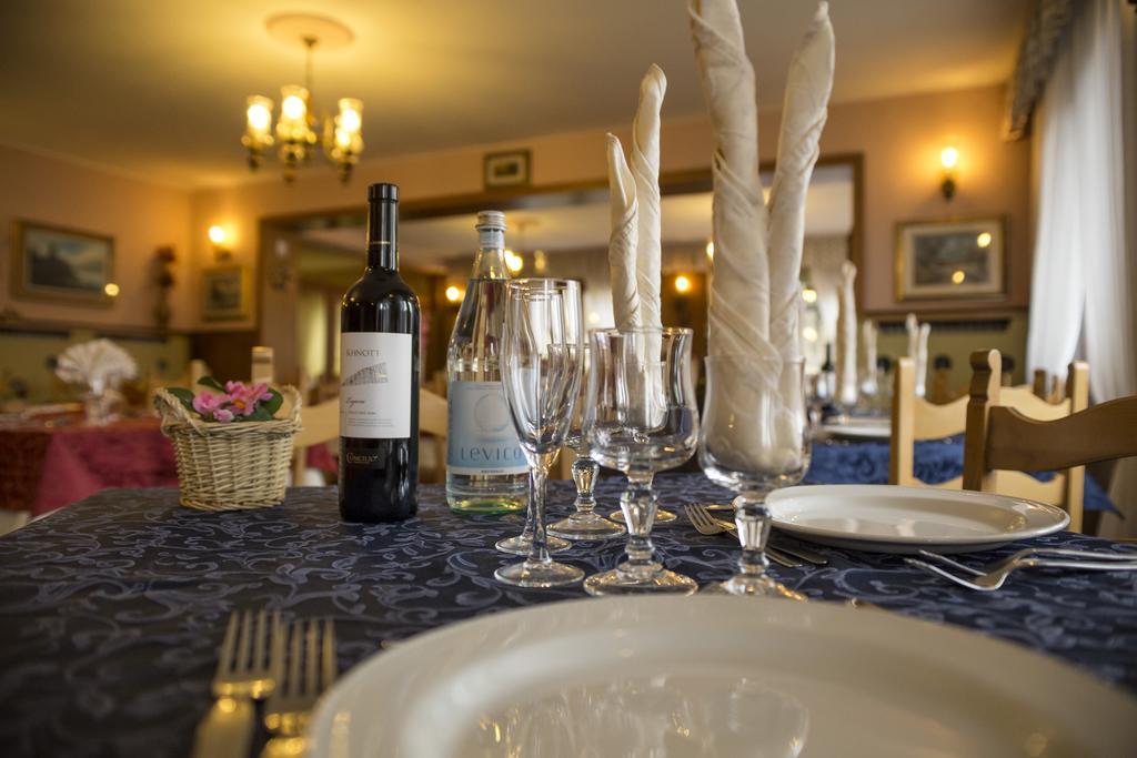פולגריה Hotel Trentino מראה חיצוני תמונה