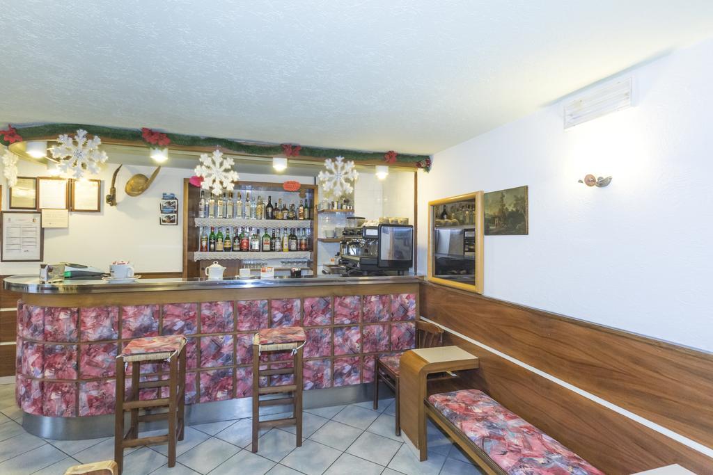 פולגריה Hotel Trentino מראה חיצוני תמונה
