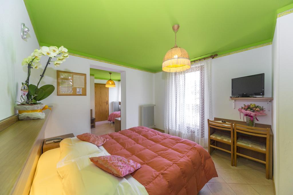 פולגריה Hotel Trentino מראה חיצוני תמונה