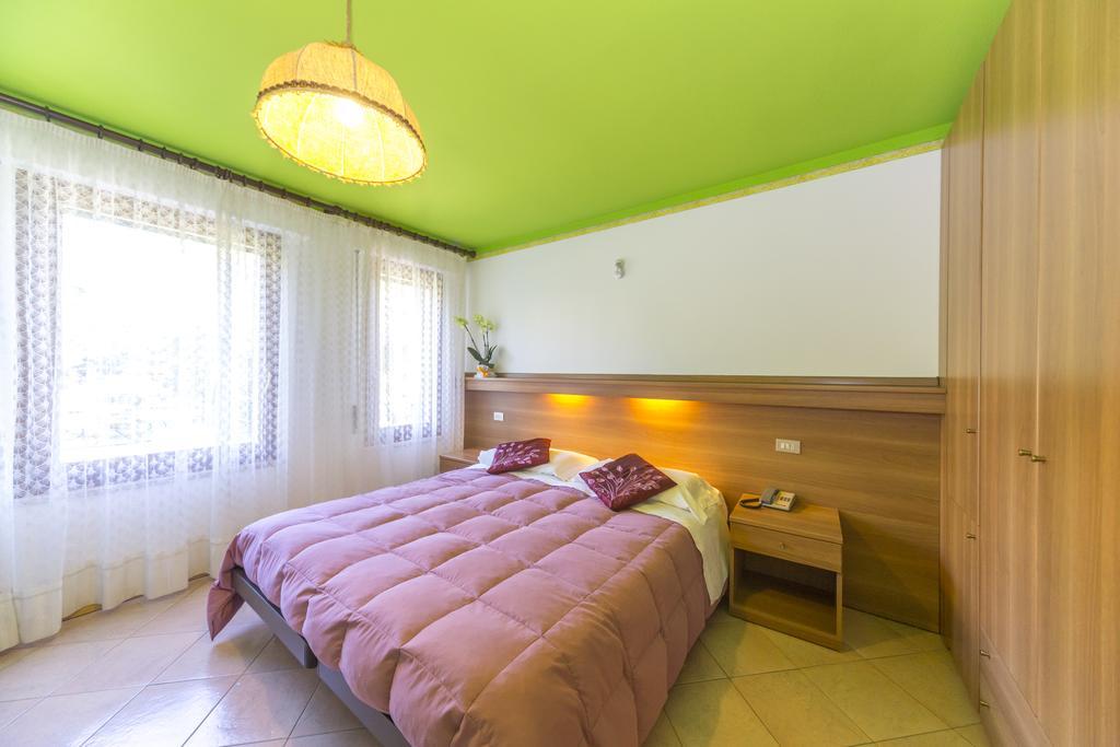 פולגריה Hotel Trentino מראה חיצוני תמונה