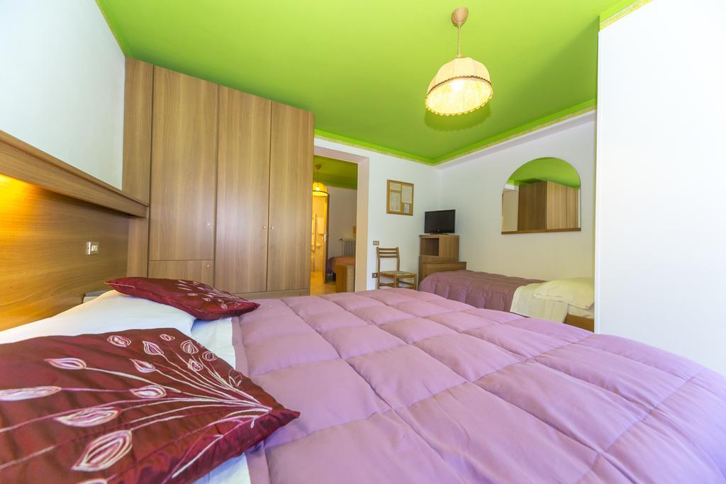 פולגריה Hotel Trentino מראה חיצוני תמונה