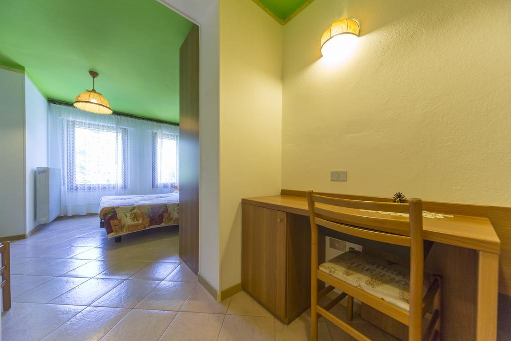 פולגריה Hotel Trentino מראה חיצוני תמונה