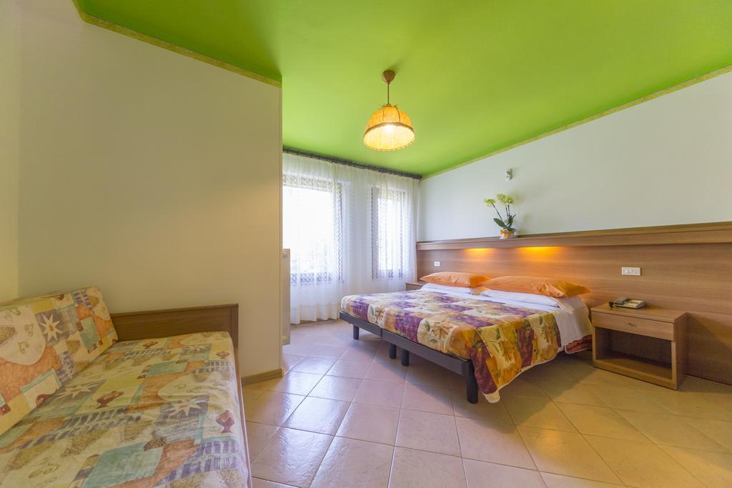 פולגריה Hotel Trentino מראה חיצוני תמונה
