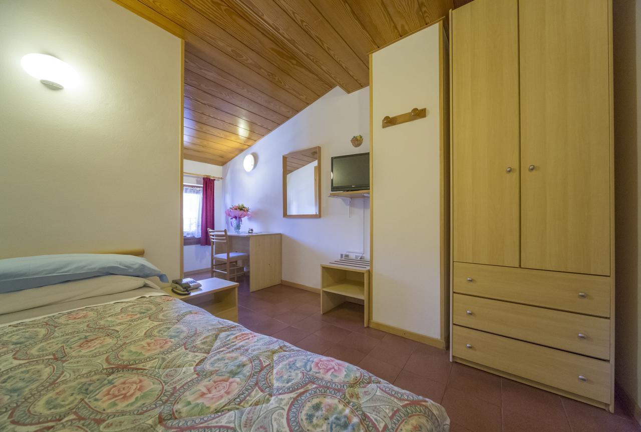 פולגריה Hotel Trentino מראה חיצוני תמונה
